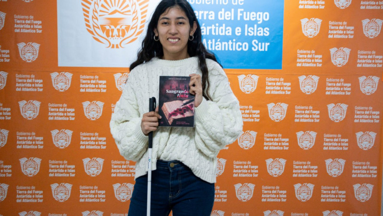 Rocío Ledesma: del judo a la poesía, presenta su primer libro “Sangrando Tinta”