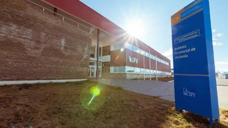 El IPV concedió un terreno a un ciudadano extranjero indocumentado