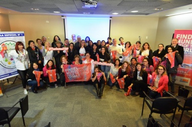 AMPLIA PARTICIPACIÓN EN TALLER DE ACCESIBILIDAD PARA PRESTADORES TURÍSTICOS DE RÍO GRANDE Y TOLHUIN