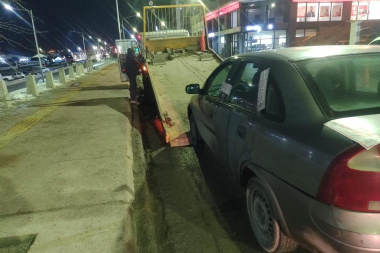 El área de tránsito del municipio de Ushuaia realizó controles vehiculares en la madrugada del domingo