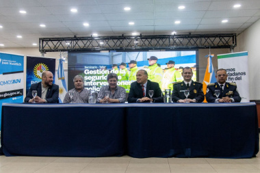 Comenzó la capacitación para Policías fueguinos organizada por el Municipio de Ushuaia y el Gobierno Provincial