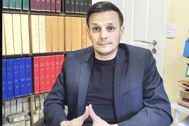 El juez Leonelli pide la destitución de la jueza Barrionuevo en la causa que lo involucró