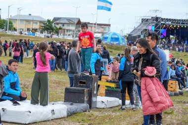 Las Escuelas Deportivas Municipales cerraron el año con una gran jornada recreativa
