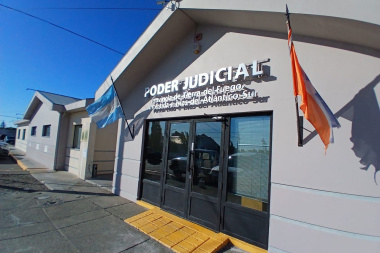 Juicio por grooming contra dos personas por contactar a menores por redes sociales