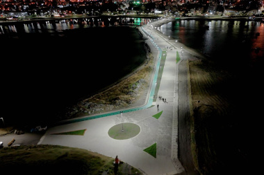 Se realizó la primera prueba del sistema de iluminación de la Pasarela Fique 