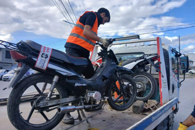 Ushuaia busca endurecer sanciones contra ruidos molestos y escapes ilegales