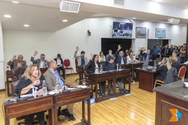 La Legislatura insistió con frenar la reforma constitucional y Melella anunció que irá a la Justicia