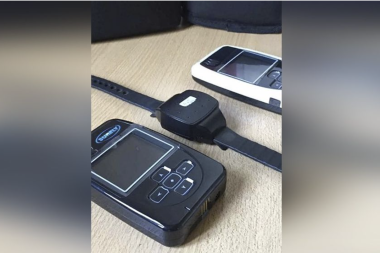 Sujeto con tobillera pidió que se la saquen a cambio de portarse bien y dar informes de su conducta 