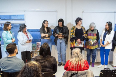 Sumate a “Biblioteca en Comunidad: Palabras que Circulan” en el Centro Integral de la Mujer