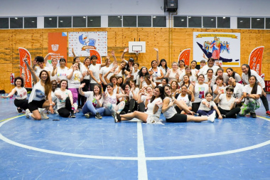 Exitosa jornada de Zumbathon “Invierno Fest” en el Polideportivo María Auxiliadora