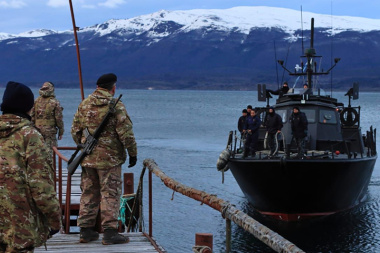 Tensión en la Armada ante una posible fusión con Prefectura Naval impulsada por el gobierno de Milei