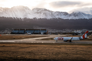 Scioli llegó a la provincia para inaugurar el vuelo de GOL entre San Pablo y Ushuaia