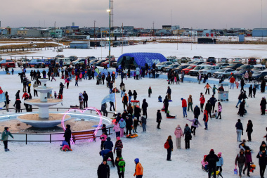 La Pista de Patinaje reunió a cientos de familias durante el receso invernal