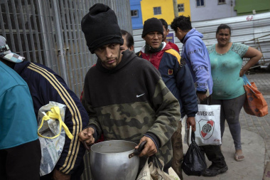 La pobreza no frena: ya hay 1,3 millones más de pobres en Argentina