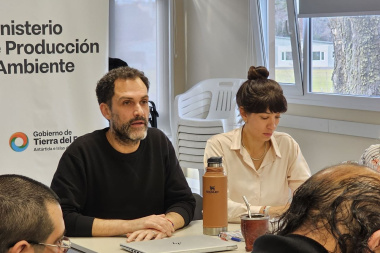 “La verdadera defensa de nuestra industria no se logra vaciando los puestos de trabajo, sino agregándoles valor"