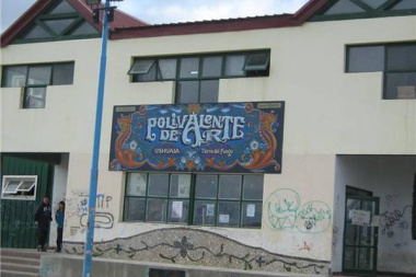 Invertirán $46 millones para obras de arreglo en el Polivalente de Artes de Ushuaia