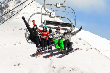 Cerro Castor recupera nieve y extiende la temporada hasta el 4 de octubre