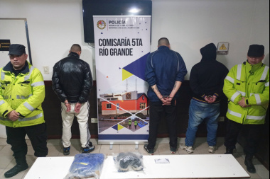 Tres delincuentes detenidas por dos robos en Chacra XIII
