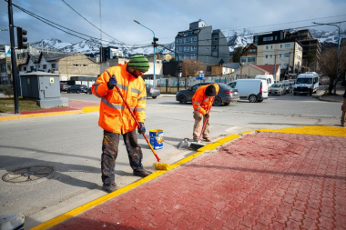 Jornada de limpieza y puesta en valor de distintos espacios de Ushuaia