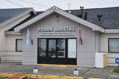 Comienza un juicio por abuso sexual contra una mujer que realizaba tareas de limpieza