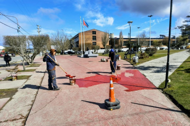 Continúan con los trabajos de mejoramiento urbano en distintos sectores de Ushuaia
