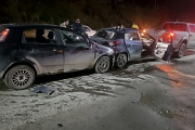 Choque en cadena en  el acceso al Barrio Los Morros en Ushuaia