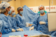 Médicos del Garrahan salvaron la vida de un bebé fueguino con una cirugía inédita 