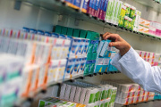 ANMAT autorizó la venta libre de 10 medicamentos: cuáles se pueden comprar sin receta