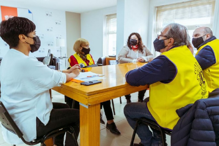 Educación junto al Club de Leones de Río Grande realizarán exámenes de  vista gratuitos a niños y niñas en edad preescolar y primer grado - La  Contratapa TDF