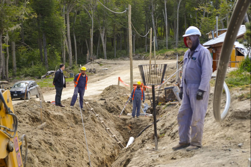 Tolhuin alcanza el 90% de cobertura de agua y cloacas gracias a la gestión de Gobierno Provincial 
