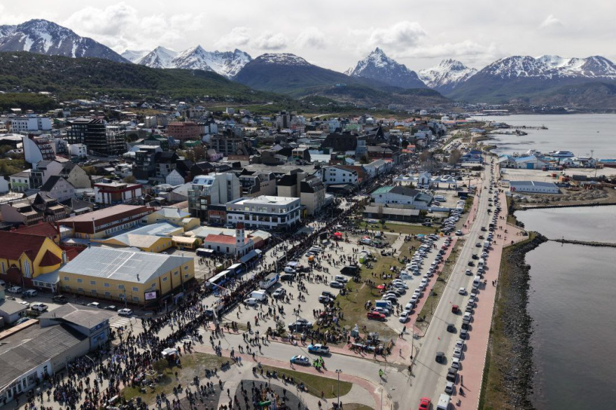 La comunidad de Ushuaia volvió a ser protagonista del cumpleaños de la ciudad 