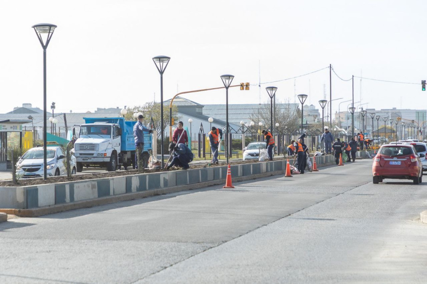 Avanza con el plan de embellecimiento urbano en toda la ciudad 