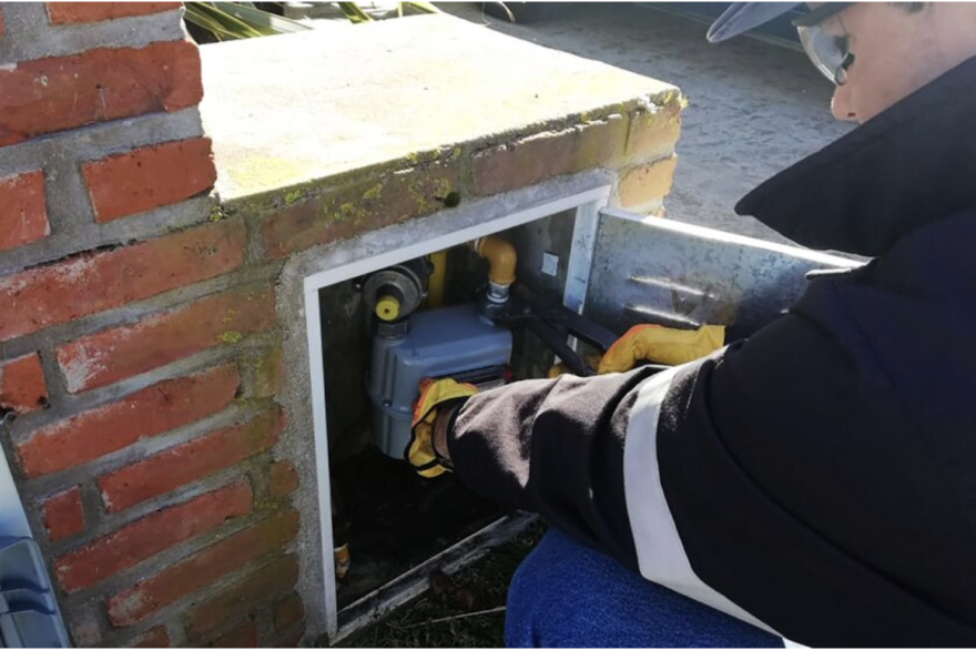 Buscan prohibir en TDF cortes de luz y gas en los meses de invierno por falta de pago 